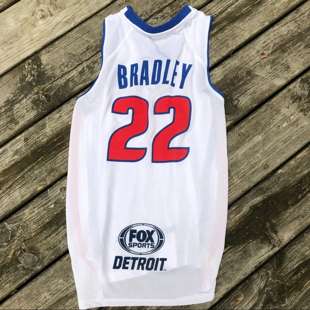 Detroit Pistons Youth Avery Bradley basketball jersey #22 kids Fox Sports